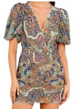 Elliatt Multicolor Paisley V-Neck Mini Dress